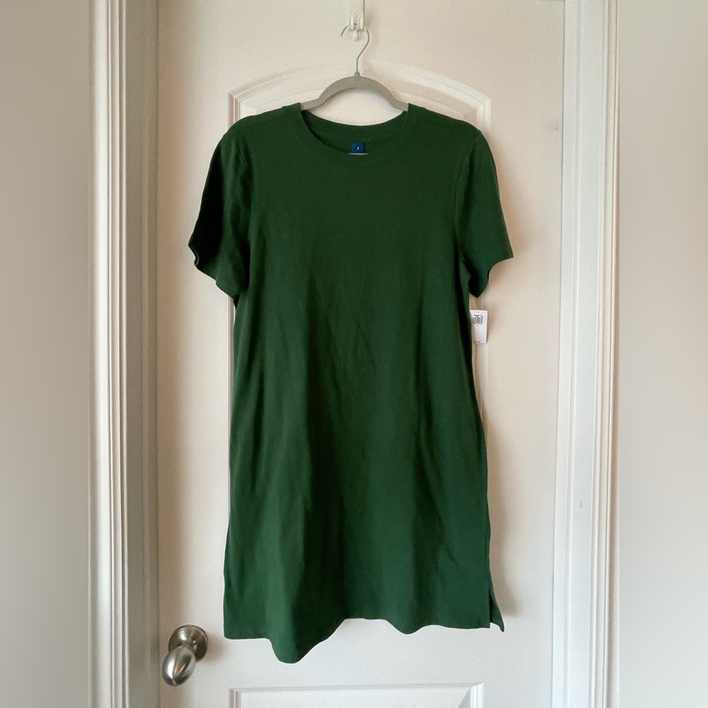 Green teeshirt dress